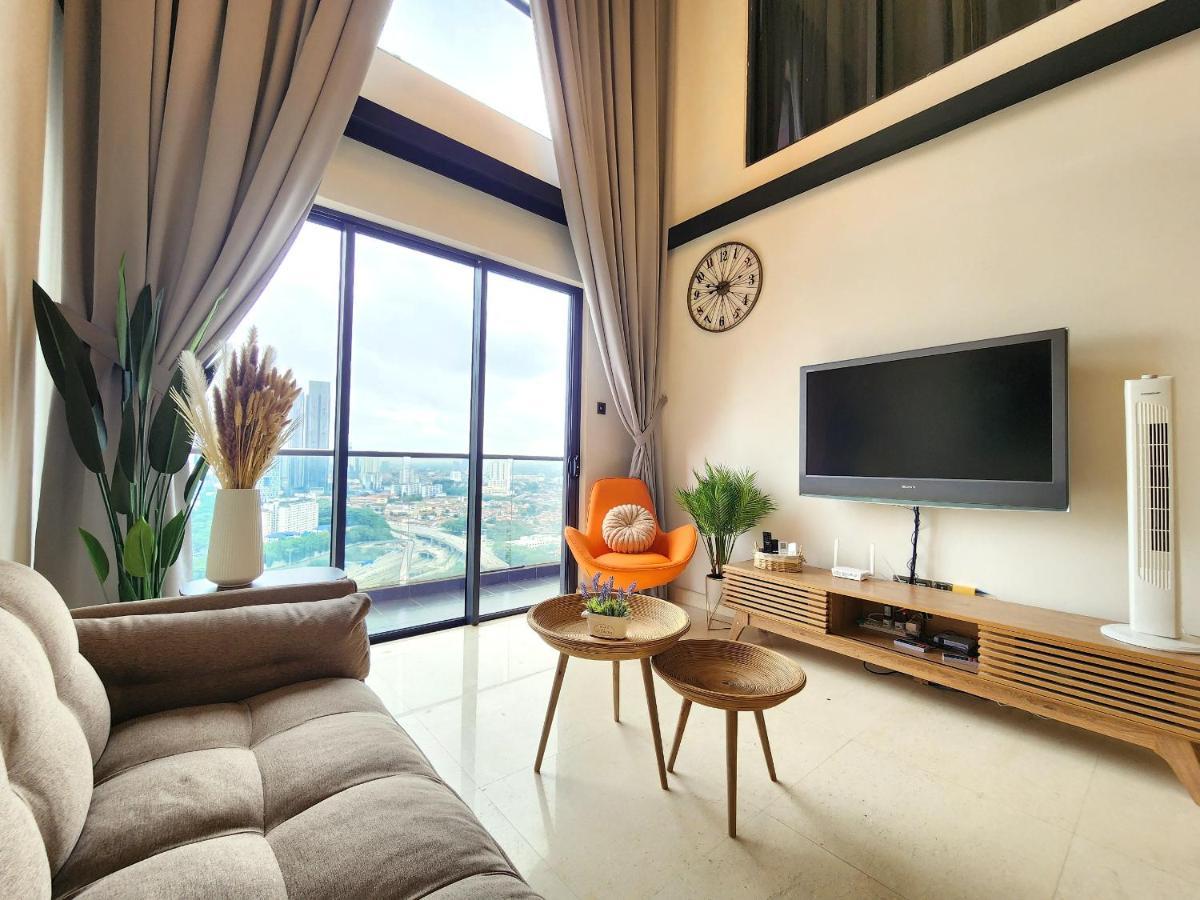 Loft Suite City View Jb Ciq 7Pax Johor Bahru Exterior foto